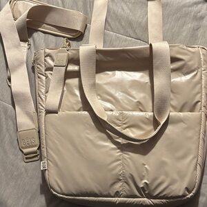 BEIS The Expandable Tote in Beige